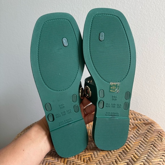 Larroude Women’s Milan Grommet Thong Sandals Size 10/11 in Green - Picture 5 of 13